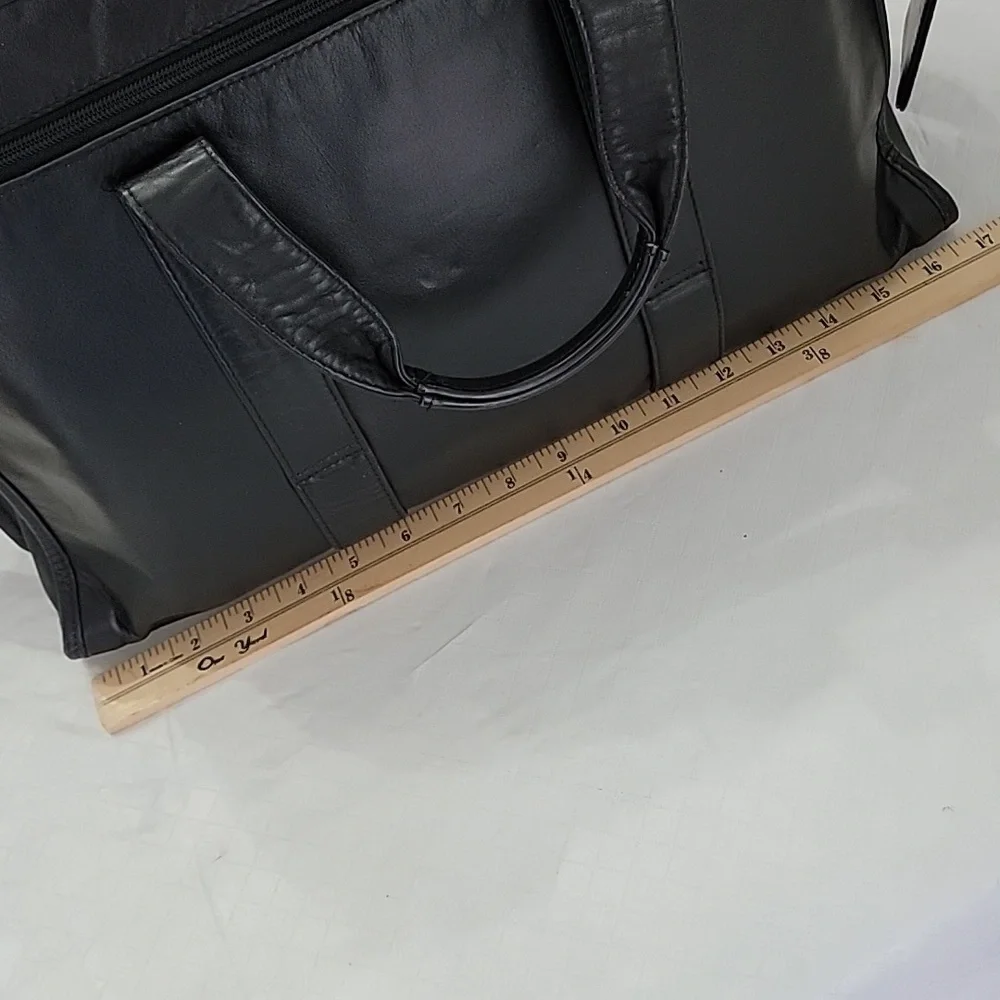 TUMI Black Leather Expandable Padded Laptop Briefcase Messenger Bag Vintage